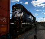 NS E19 starts its trip on the Southern's Old Main Line back up the hill to NS's Montview Yard